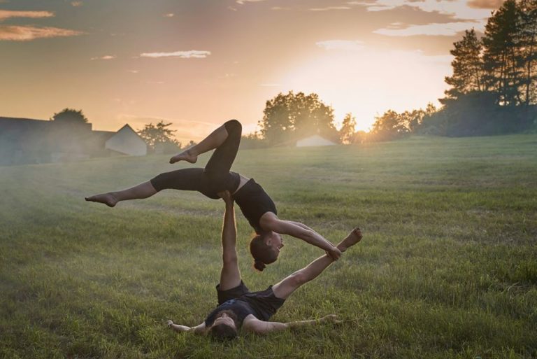 Acroyoga